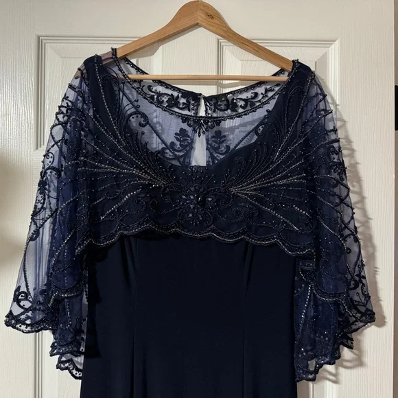 Terani Couture evening gown - Picture 4 of 15